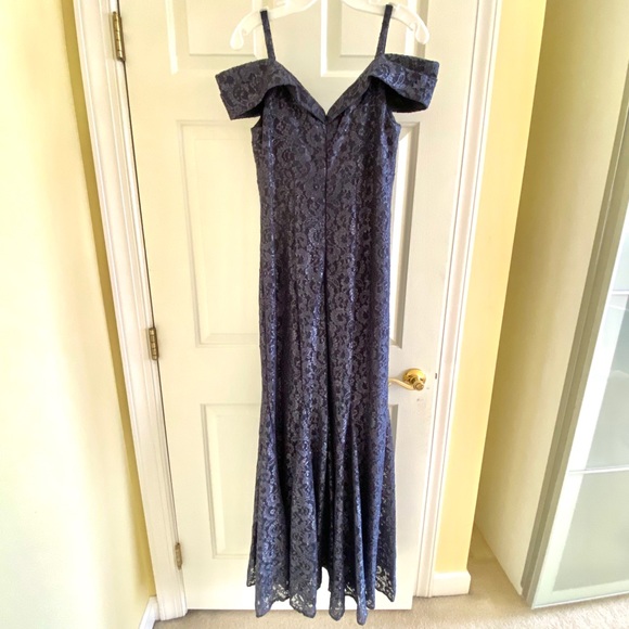 R&M Richards Short Sleeve Cold Shoulder Lace Gown - Picture 5 of 9